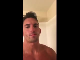 ian tevyaw aka joey (seancody) in the shower